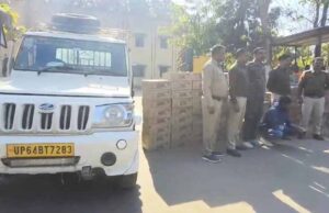 मध्यप्रदेश से लाई जा रही 61 पेटी अंग्रेजी शराब पिकअप से जब्त