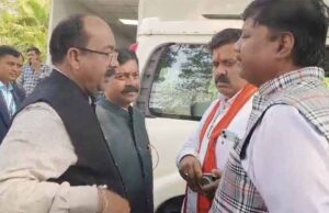 निकाय चुनाव को लेकर डिप्टी सीएम साव ने अपने निवास पर उप मुख्यमंत्री शर्मा और दो मंत्रियों के साथ की बैठक