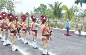 रायपुर : राज्यपाल श्री रमेन डेका पहुंचे हेलिपैड सुकमा