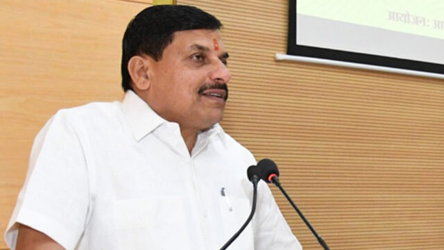 mohan_83-9.jpg