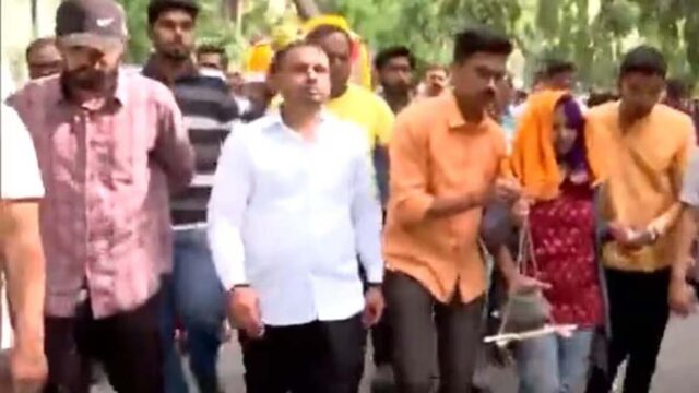 santosh1.jpg