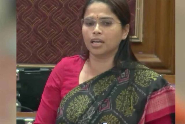 pooja_paal.jpg
