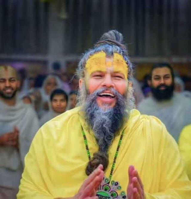 maharaj1.jpg