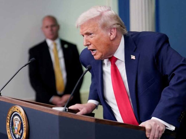 trump02.jpg
