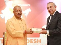 सिंगापुर में CM योगी ने दिग्गज उद्योगपति से की मुलाकात, निवेश को लेकर की महत्वपूर्ण बातचीत