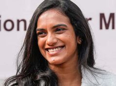 PV सिंधू का संदेश: खेल नहीं कर सकते पूरी जिंदगी, इसलिए पढ़ाई है जरूरी