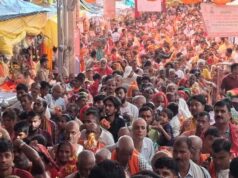 नवरात्रि पर यूपी के देवी मंदिरों में श्रद्धा का सैलाब, लाखों श्रद्धालुओं ने किए दर्शन