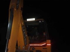 खनिज-पुलिस की संयुक्त रेड: भारी मशीनरी के साथ 11 हाइवा पकड़े, मचा हड़कंप