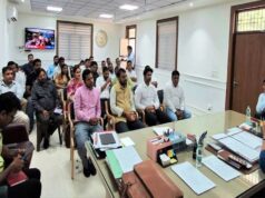डीएम गौतमबुद्धनगर की अध्यक्षता में औद्योगिक इकाइयों की आउटसोर्सिंग एजेंसी/संविदाकारों की बैठक आयोजित
