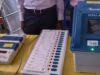 EVM के बटन पर गोंद या परफ्यूम लगाना पड़ा महंगा, बंगाल चुनाव से पहले EC ने कसी नकेल