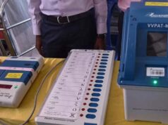 EVM के बटन पर गोंद या परफ्यूम लगाना पड़ा महंगा, बंगाल चुनाव से पहले EC ने कसी नकेल