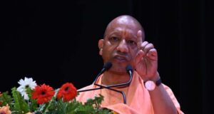 नारी शक्ति वंदन सम्मेलन में विपक्षी दलों पर गरजे सीएम योगी