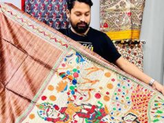 राष्ट्रपति Droupadi Murmu का अनोखा अंदाज, प्रोटोकॉल से हटकर सराही साड़ी की कलाकारी