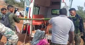 मानवता की मिसाल: Dantewada में सेना के जवानों ने गर्भवती की बचाई जान
