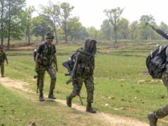 नक्सल मोर्चे पर अलर्ट: सीमा के जंगल में मिला विस्फोटक जखीरा, CRPF की सघन तलाशी अभियान जारी