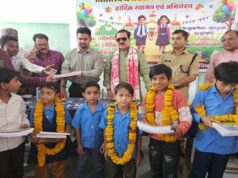 मंत्री टेटवाल ने “स्कूल चलें हम” के तहत प्रवेशोत्सव में पुस्तक और मिठाई वितरण कर विद्यार्थियों का किया उत्साहवर्धन