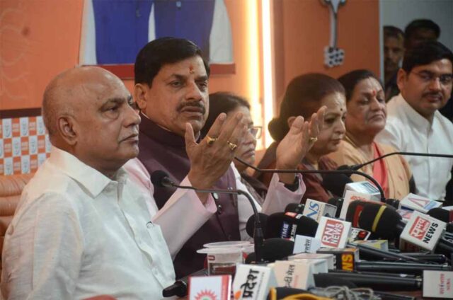 cm_yadav_PC1.jpg