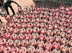 2938 स्थानों पर जांच, 4547 गैस सिलेंडर जब्त, प्रशासन का बड़ा एक्शन