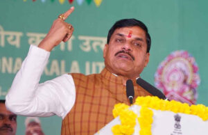 सीएम मोहन की खड़गे पर तीखी प्रतिक्रिया, बोले- PM मोदी पर विवादित टिप्पणी के लिए माफी मांगें कांग्रेस अध्यक्ष