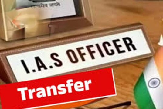 अहमदाबाद-सूरत समेत कई जिलों में बदले कलेक्टर, गुजरात सरकार ने 72 IAS अफसरों का किया ट्रांसफर