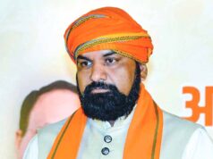 अभिषेक अग्रवाल की ठगी का पर्दाफाश: नकदी और मोबाइल बरामद, भोजपुर DM को बनाया शिकार