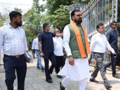 काफिला छोटा करने के बाद CM का नया संदेश, पैदल पहुंचे सचिवालय