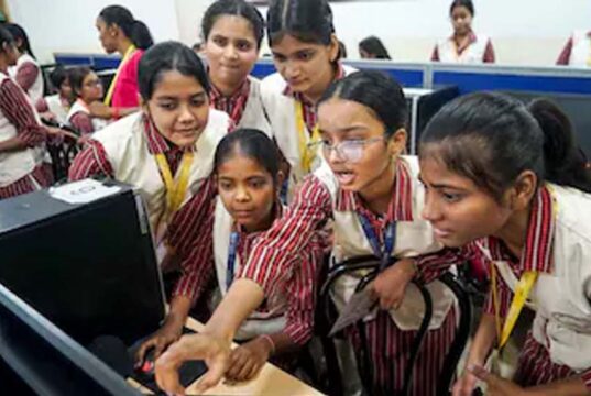 छत्तीसगढ़ 10वीं रिजल्ट: सरकारी स्कूलों से 81% टॉपर्स, टॉप 10 में सिर्फ 1.5% का फर्क