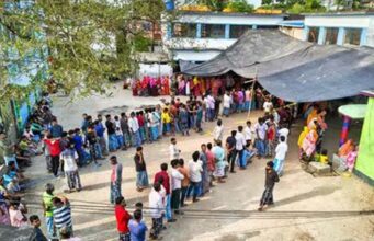 बंगाल में 15 केंद्रों पर री-पोलिंग जारी, सुबह 9 बजे तक 16.23% मतदान