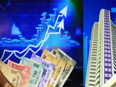 चुनावी नतीजों के बाद शेयर बाजार में उछाल, सेंसेक्स में 900 अंक की बढ़त