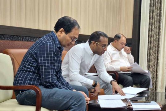 रायपुर : लोक निर्माण विभाग के सचिव ने अधिकारियों की ली बैठक