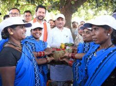 लखपति दीदियों के हौसले की उड़ान देख गदगद हुए मुख्यमंत्री श्री विष्णु देव साय , सबको और मेहनतकर अब करोड़पति बनने की राह पर चलने कहा