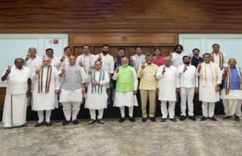 संवैधानिक संशोधन बिल पर नजर, एनडीए बढ़ा रहा है संख्याबल