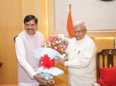 राज्यपाल पटेल ने अपना जन्म दिवस बच्चों के साथ मनाया