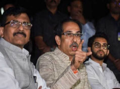 शिवसेना UBT में बढ़ी बगावत, आदित्य के करीबी नेता ने भी छोड़ा साथ; उद्धव पर संकट गहराया