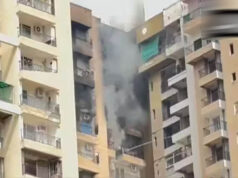 Noida Fire News: एसी ब्लास्ट के बाद हाइराइज सोसायटी में भड़की भीषण आग, मची भगदड़