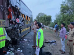 यमुना एक्सप्रेसवे पर दर्दनाक सड़क हादसा, ट्रक में घुसी वोल्वो; 4 की मौत, 19 लोग घायल