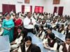 जनसुनवाई में छात्रा ने रखी परिवार की पीड़ा, पुनर्वास और मुआवजे को लेकर उठाए सवाल