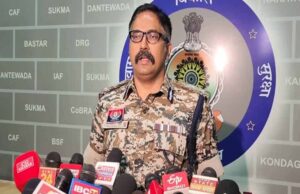 चैंबर ऑफ कॉमर्स ने बस्तर IG सुन्दरराज पी का किया सम्मान, भावभीनी विदाई के साथ जताया आभार