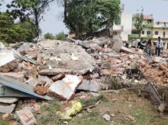 अवैध निर्माण पर सख्त एक्शन, कोर्ट के निर्देश के बाद मदरसे को ध्वस्त किया गया