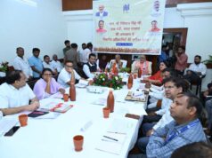 बुनकरों और शिल्पियों की आय बढ़ाने के लिए डिजाइन प्रशिक्षण एवं नवाचार पर जोर