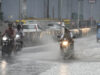 IMD Rain Alert: गुजरात, जम्मू-कश्मीर और उत्तर प्रदेश में मौसम का कहर, रेड-ऑरेंज अलर्ट जारी
