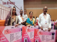 मुख्यमंत्री ने बच्चों द्वारा बनाए गए विभिन्न मॉडलों का किया अवलोकन