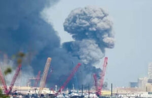 Iran Retaliates: US हमले के बाद ईरान का पलटवार, कुवैत, बहरीन और खाड़ी देशों में हाई अलर्ट; क्या बंद होगा होर्मुज?
