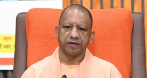 यमुना के तट पर बने पार्क में तीन विभूतियों डॉ. श्यामा प्रसाद मुखर्जी, अटल बिहारी बाजपेई और अशोक सिंघल की भव्य कांस्य प्रतिमाओं का होगा लोकार्पण