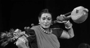 पंडवानी की विश्वविख्यात साधिका का पैतृक गांव गनियारी में पूरे राजकीय सम्मान के साथ हुआ अंतिम संस्कार; हजारों लोगों ने दी अंतिम श्रद्धांजलि