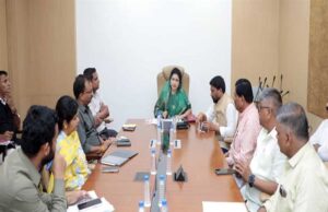 राज्यमंत्री गौर ने सड़कों का किया निरीक्षण