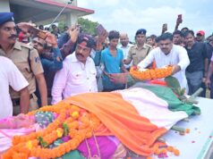 शिक्षा मंत्री ने दी पद्मविभूषण डॉ. तीजन बाई को भावभीनी श्रद्धांजलि, उनकी अंतिम संस्कार में रहे शामिल