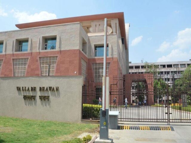 Vallabh_Bhawan.jpg