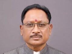 “अब निवेशक को फाइल लेकर विभाग ढूंढने की जरूरत नहीं—छत्तीसगढ़ की कोशिश है कि विभाग और मंजूरियां एक क्लिक पर निवेशक तक पहुंचें।”