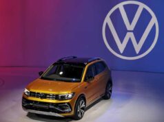 दुनिया की सबसे बड़ी कार कंपनी से संकट तक! 10 साल में Volkswagen की हालत कैसे बदली?